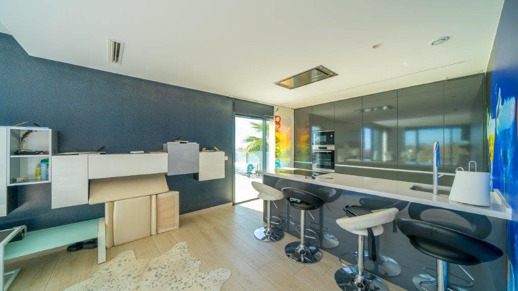 4 bedroom Villa for sale in Finestrat with pool - € 1,200,000 (Ref: 9479510)