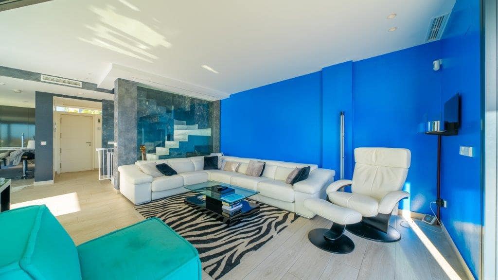 4 bedroom Villa for sale in Finestrat with pool - € 1,200,000 (Ref: 9479510)