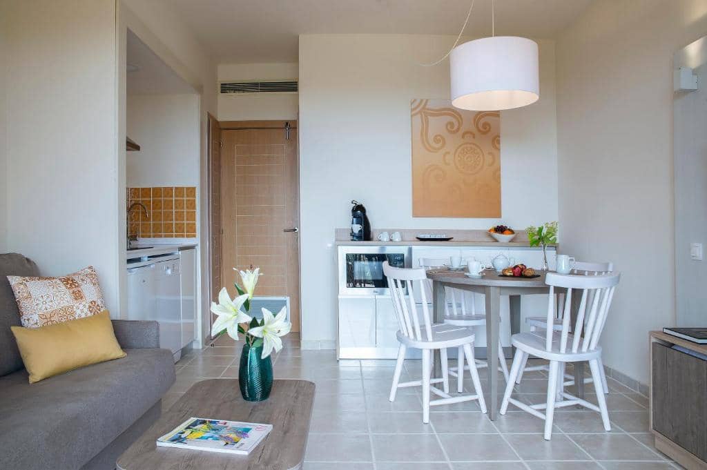 2 makuuhuone Huoneisto myytävänä paikassa Mont-roig del Camp mukana uima-altaan - 150 000 € (Ref: 9479514)