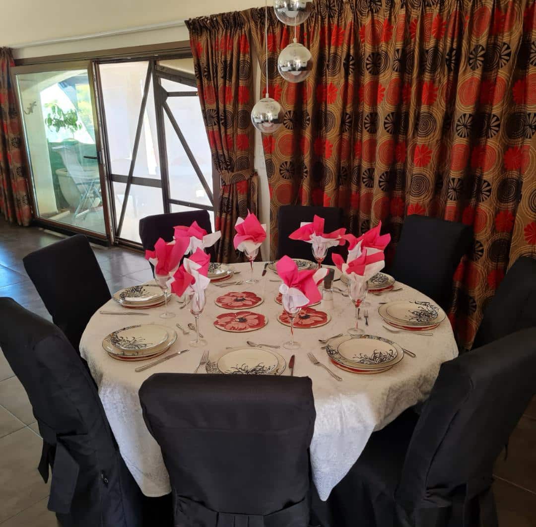 3 bedroom Villa for sale in Valderrobres with pool - € 470,000 (Ref: 9479515)