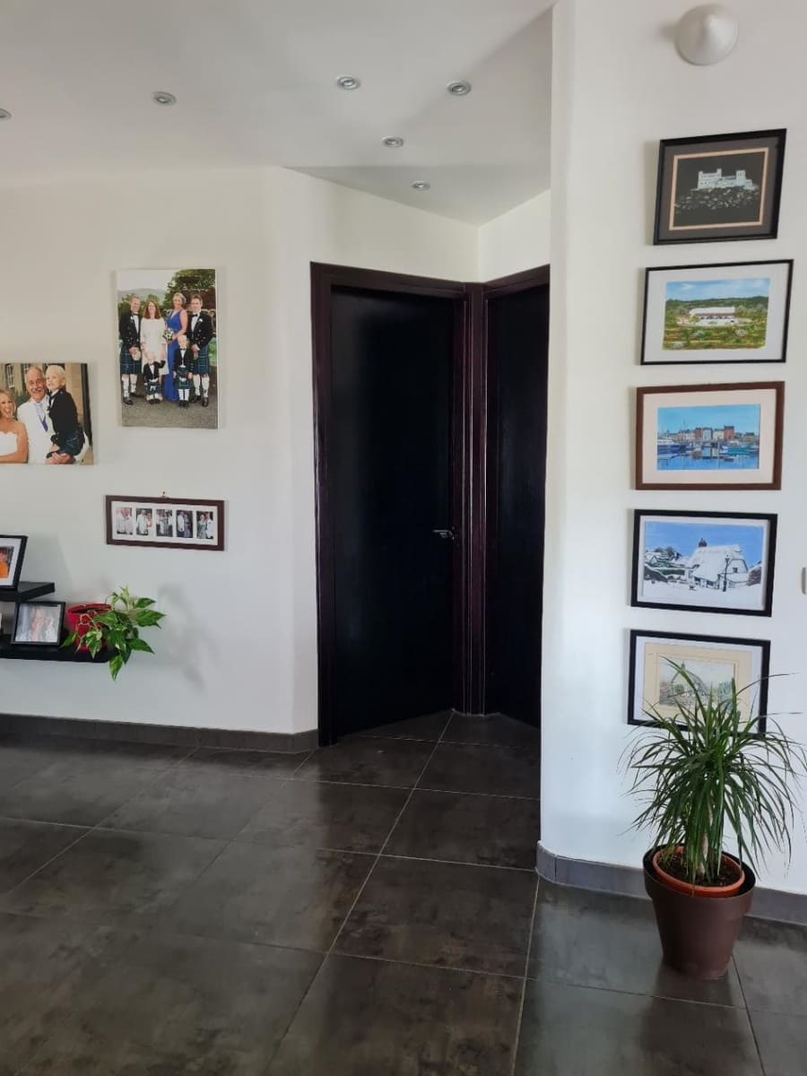 3 bedroom Villa for sale in Valderrobres with pool - € 470,000 (Ref: 9479515)