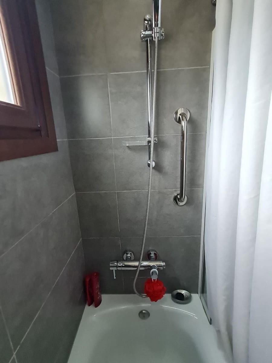 3 bedroom Villa for sale in Valderrobres with pool - € 470,000 (Ref: 9479515)