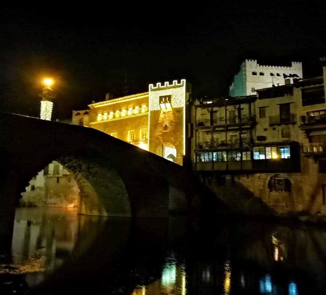 3 bedroom Villa for sale in Valderrobres with pool - € 470,000 (Ref: 9479515)