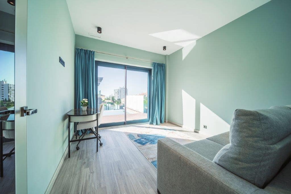 5 bedroom Villa for sale in Calahonda with pool - € 1,400,000 (Ref: 9479518)