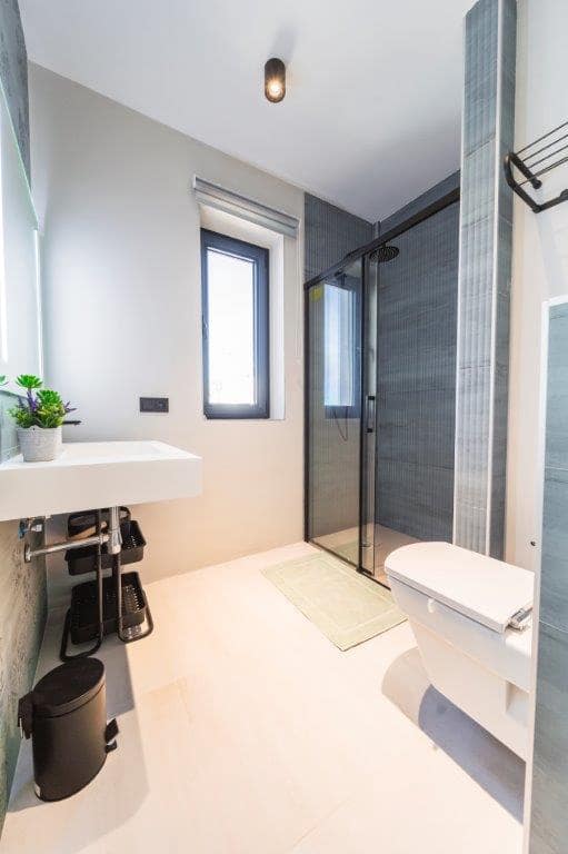 5 bedroom Villa for sale in Calahonda with pool - € 1,400,000 (Ref: 9479518)