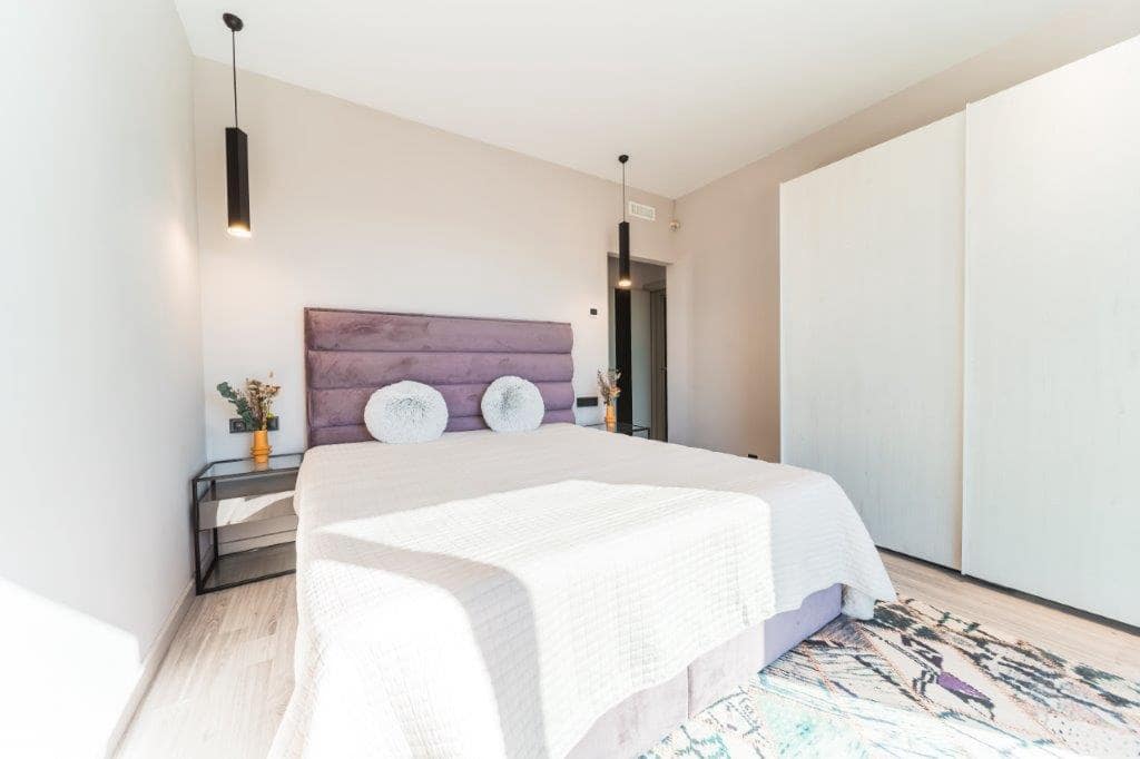 5 bedroom Villa for sale in Calahonda with pool - € 1,400,000 (Ref: 9479518)