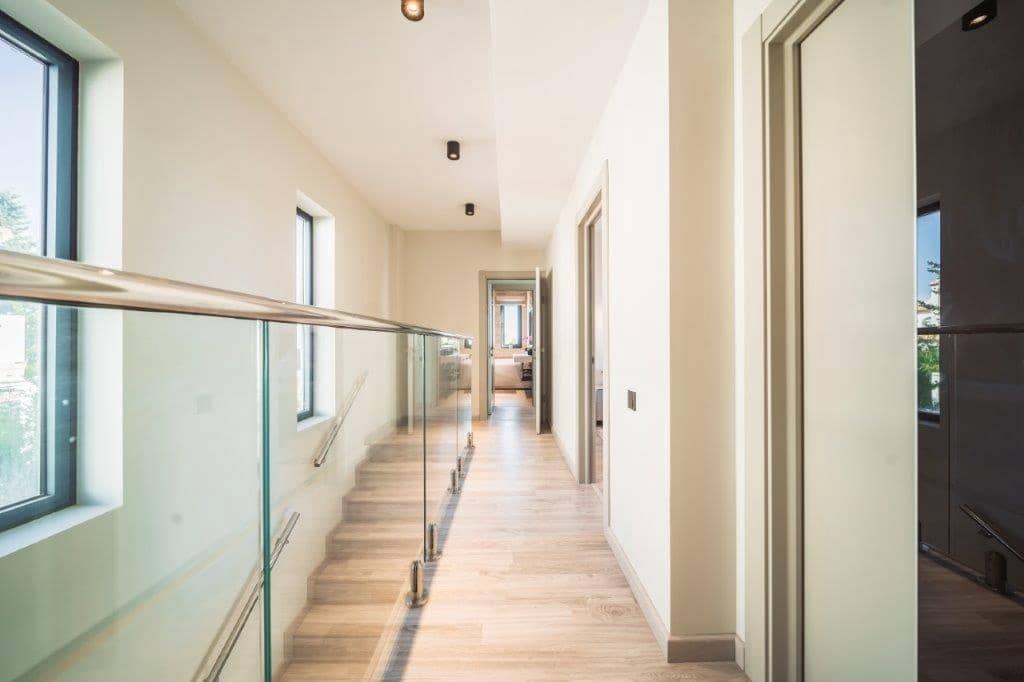 5 bedroom Villa for sale in Calahonda with pool - € 1,400,000 (Ref: 9479518)