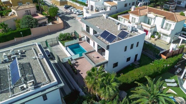 5 sypialnia Willa na sprzedaż w Calahonda, Mijas z basenem - 1 400 000 € (Ref: 9479518)