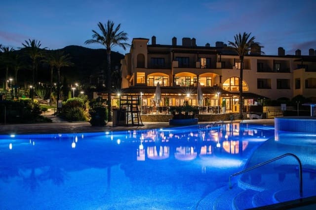 Huoneisto myytävänä paikassa Mont-roig del Camp mukana uima-altaan - 195 000 € (Ref: 9479519)