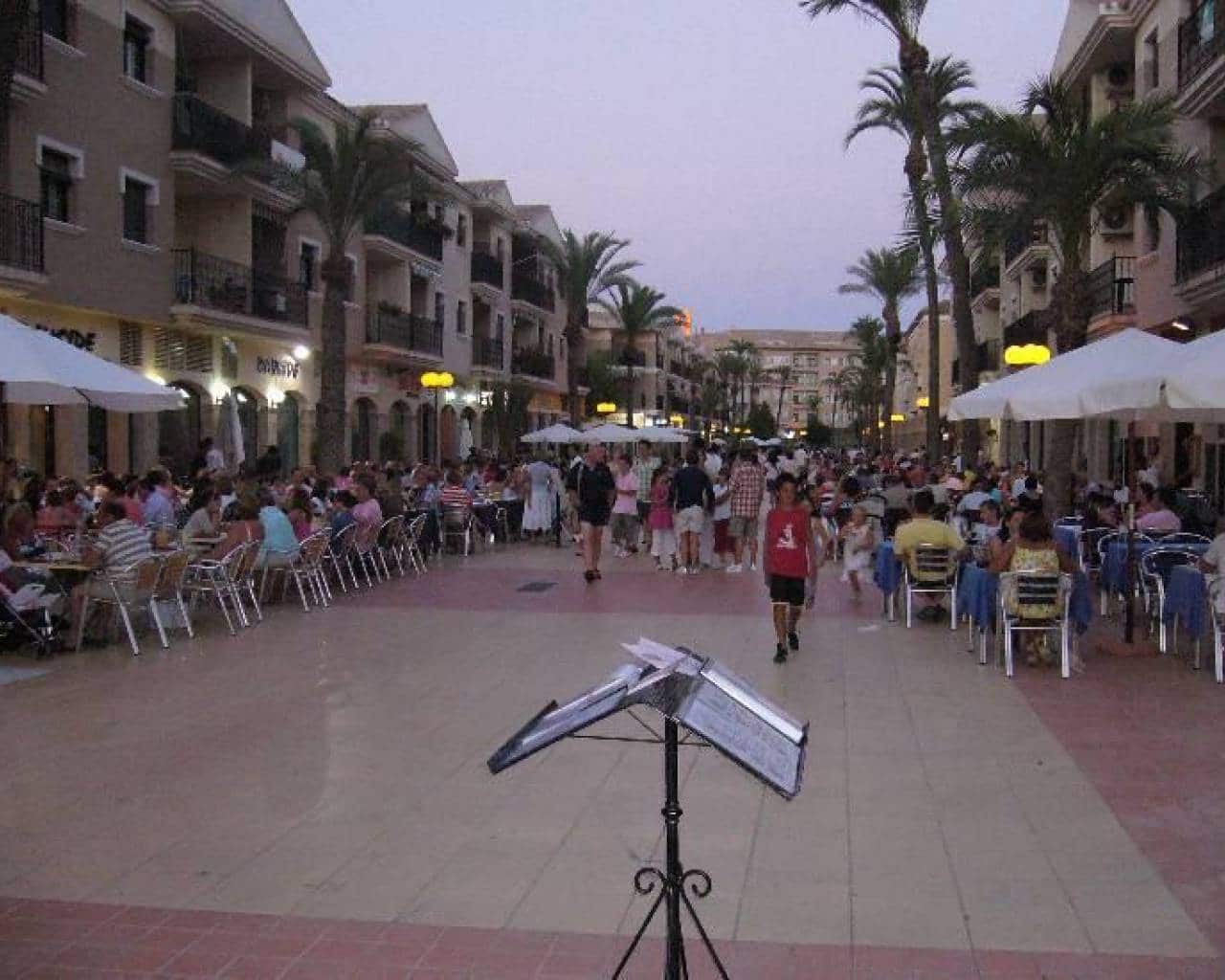 3 sovrum Lägenhet till salu i San Pedro del Pinatar med pool - 265 000 € (Ref: 9479521)