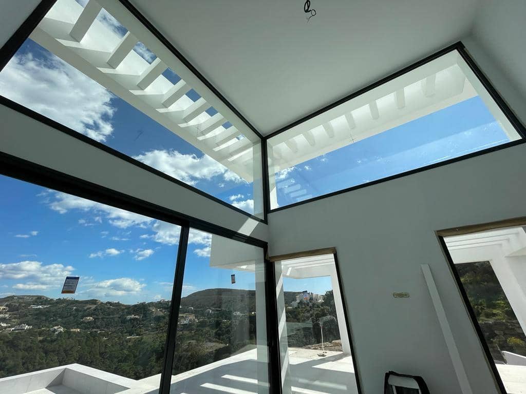 5 sovrum Villa till salu i Benahavis med pool - 2 450 000 € (Ref: 9479523)