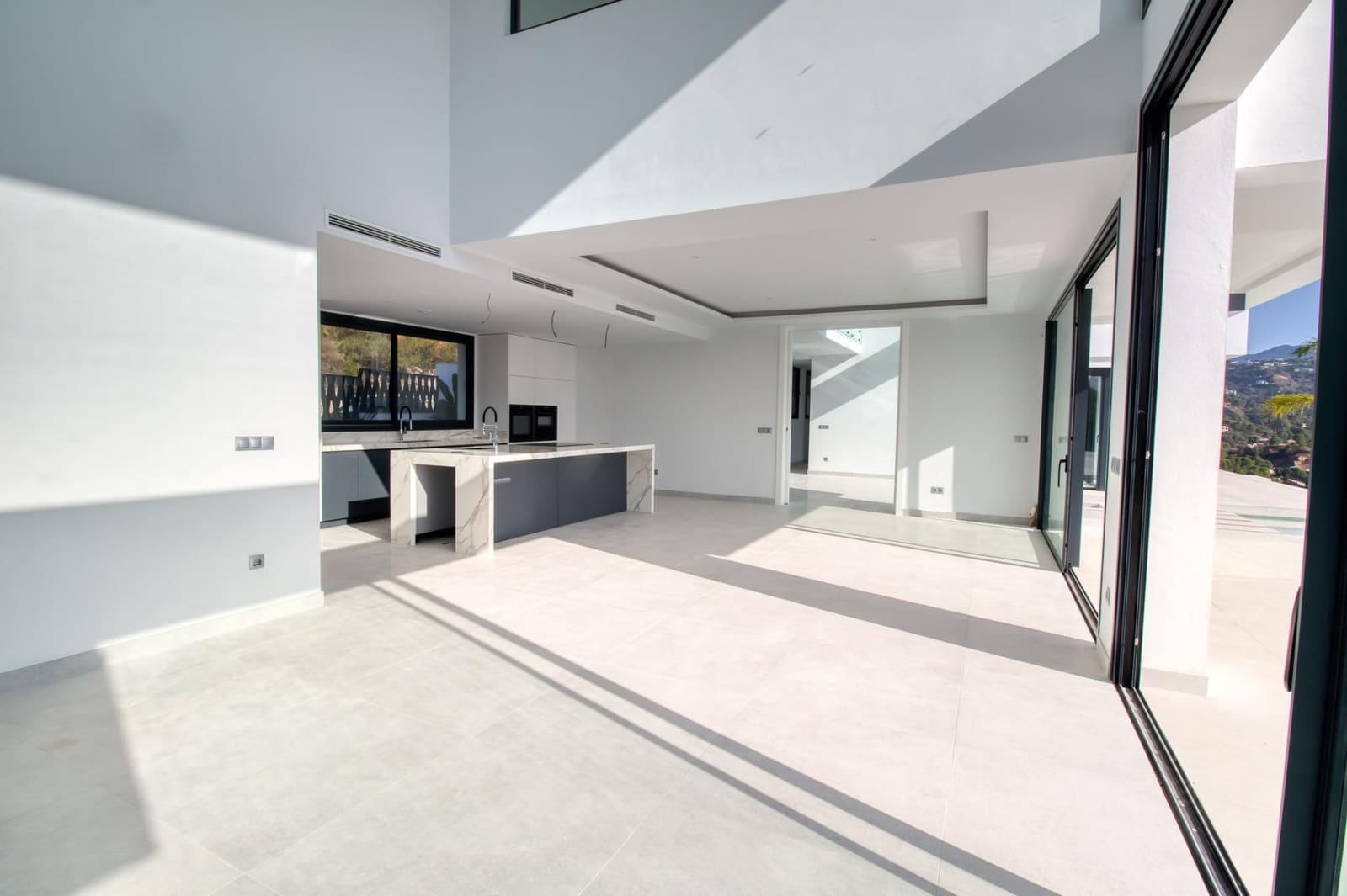 5 sovrum Villa till salu i Benahavis med pool - 2 450 000 € (Ref: 9479523)