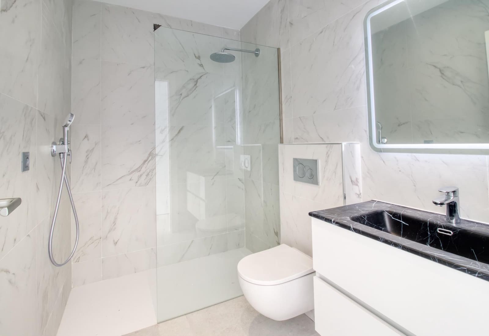 5 sovrum Villa till salu i Benahavis med pool - 2 450 000 € (Ref: 9479523)