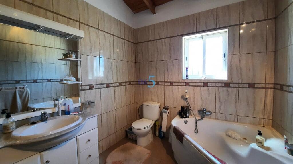 Chalet de 4 habitaciones en Gea y Truyols en venta con piscina - 340.000 € (Ref: 9479524)