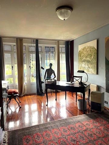 5 bedroom Villa for sale in Santiago de Compostela with pool - € 1,350,000 (Ref: 9479525)