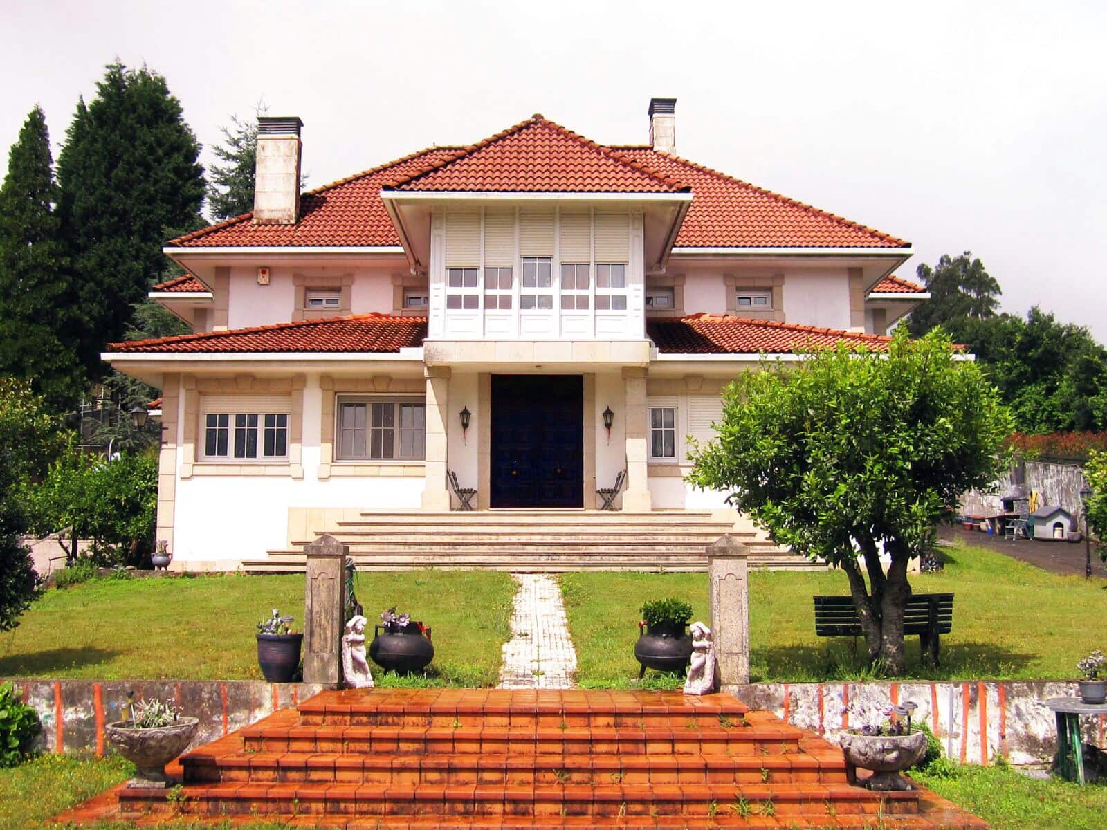 5 bedroom Villa for sale in Santiago de Compostela with pool - € 1,350,000 (Ref: 9479525)