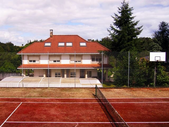 5 bedroom Villa for sale in Santiago de Compostela with pool - € 1,350,000 (Ref: 9479525)