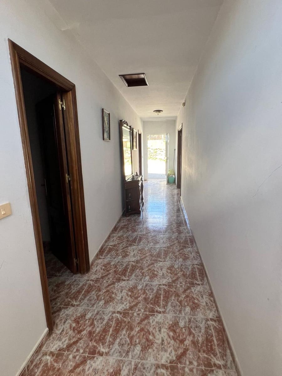 6 bedroom Finca/Country House for sale in Taboada - € 82,000 (Ref: 9479527)