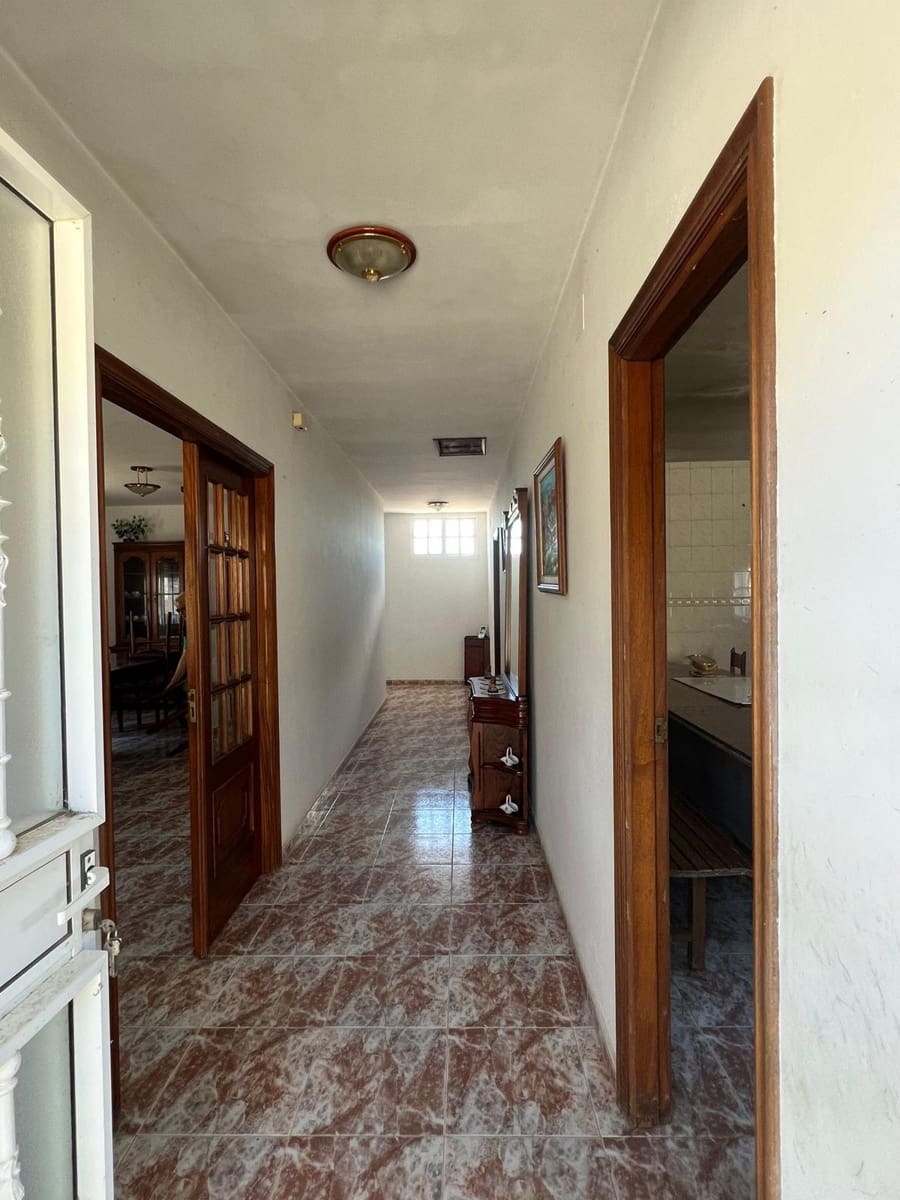 6 bedroom Finca/Country House for sale in Taboada - € 82,000 (Ref: 9479527)