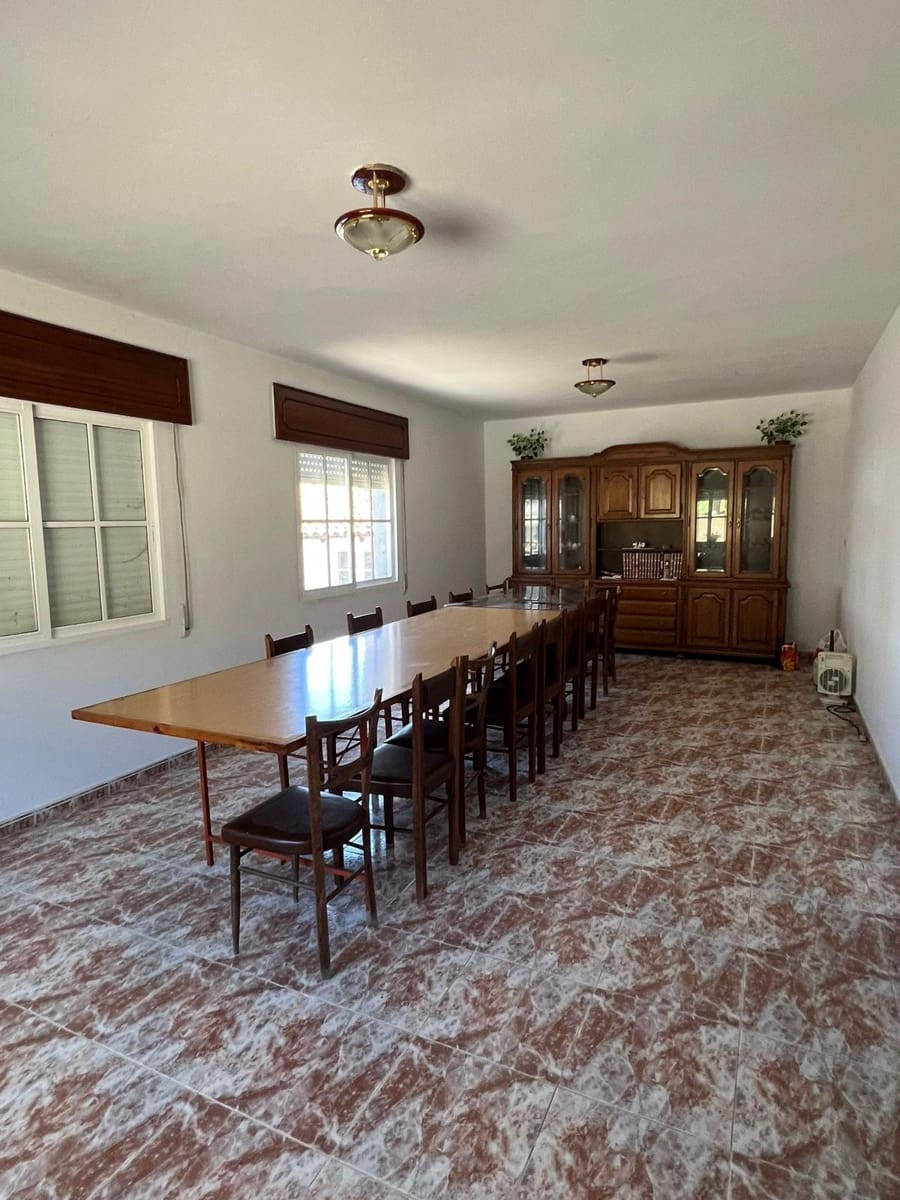 6 bedroom Finca/Country House for sale in Taboada - € 82,000 (Ref: 9479527)