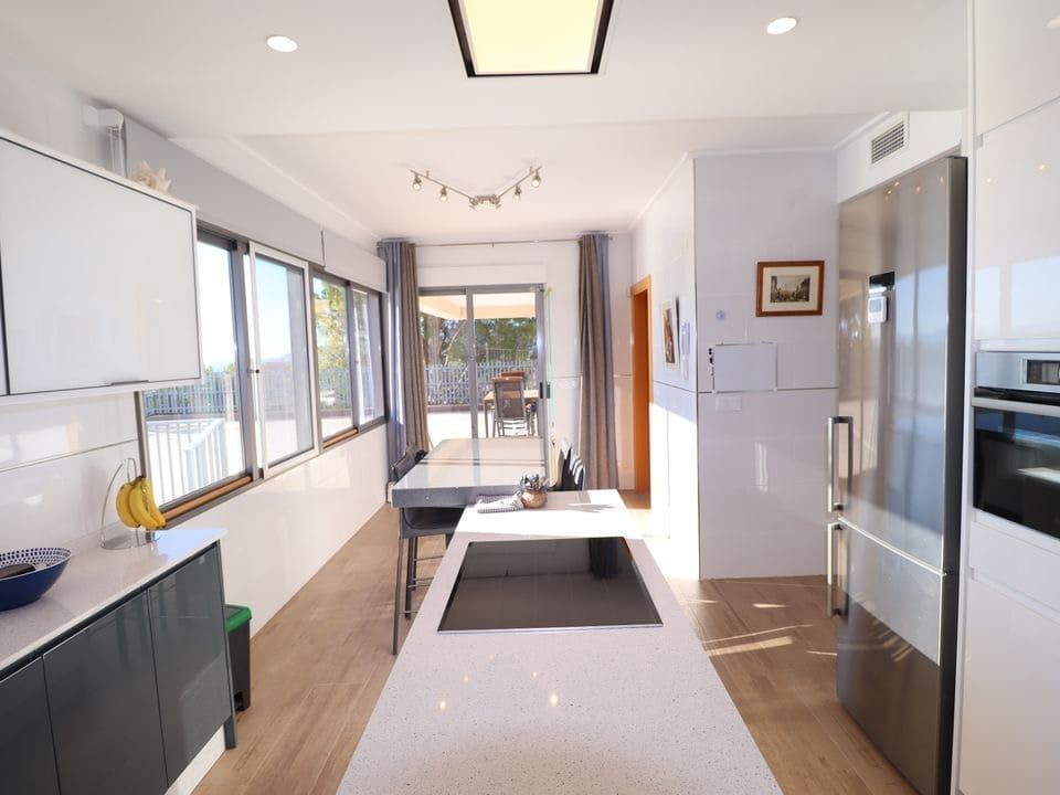 5 slaapkamer Villa te koop in Aledo met zwembad - € 495.000 (Ref: 9479529)