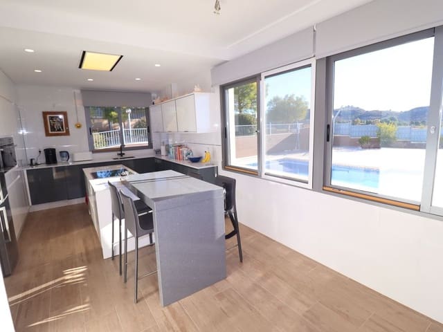 5 slaapkamer Villa te koop in Aledo met zwembad - € 495.000 (Ref: 9479529)