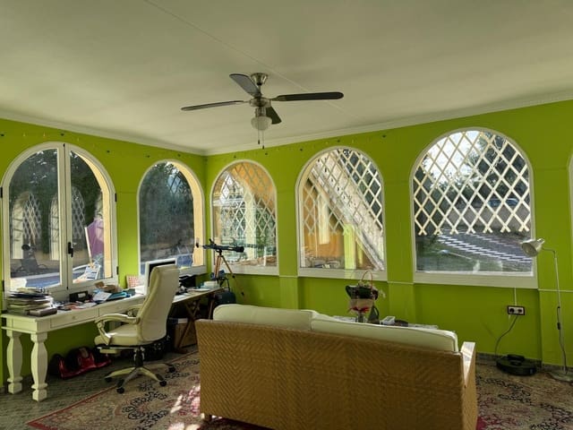 3 bedroom Villa for sale in El Catllar with pool - € 524,000 (Ref: 9479530)