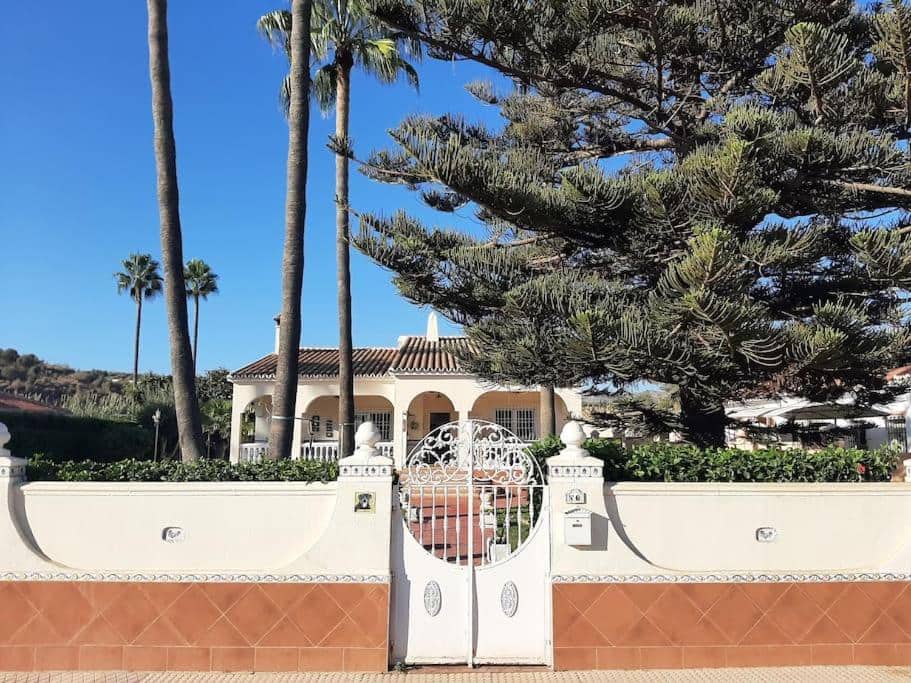 4 makuuhuone Huvila myytävänä paikassa Valle Niza mukana uima-altaan - 899 000 € (Ref: 9479531)