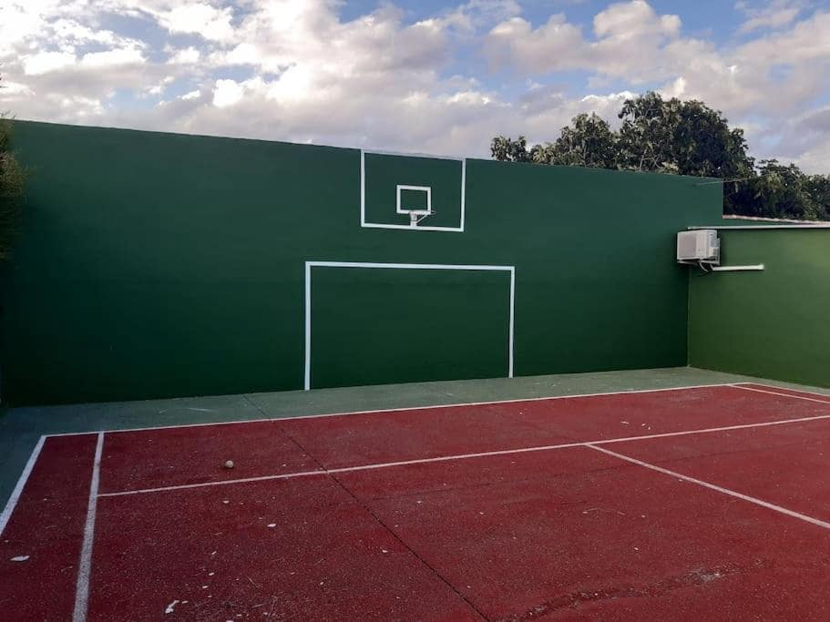 4 makuuhuone Huvila myytävänä paikassa Valle Niza mukana uima-altaan - 899 000 € (Ref: 9479531)