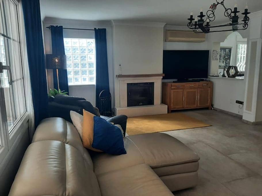 4 makuuhuone Huvila myytävänä paikassa Valle Niza mukana uima-altaan - 899 000 € (Ref: 9479531)