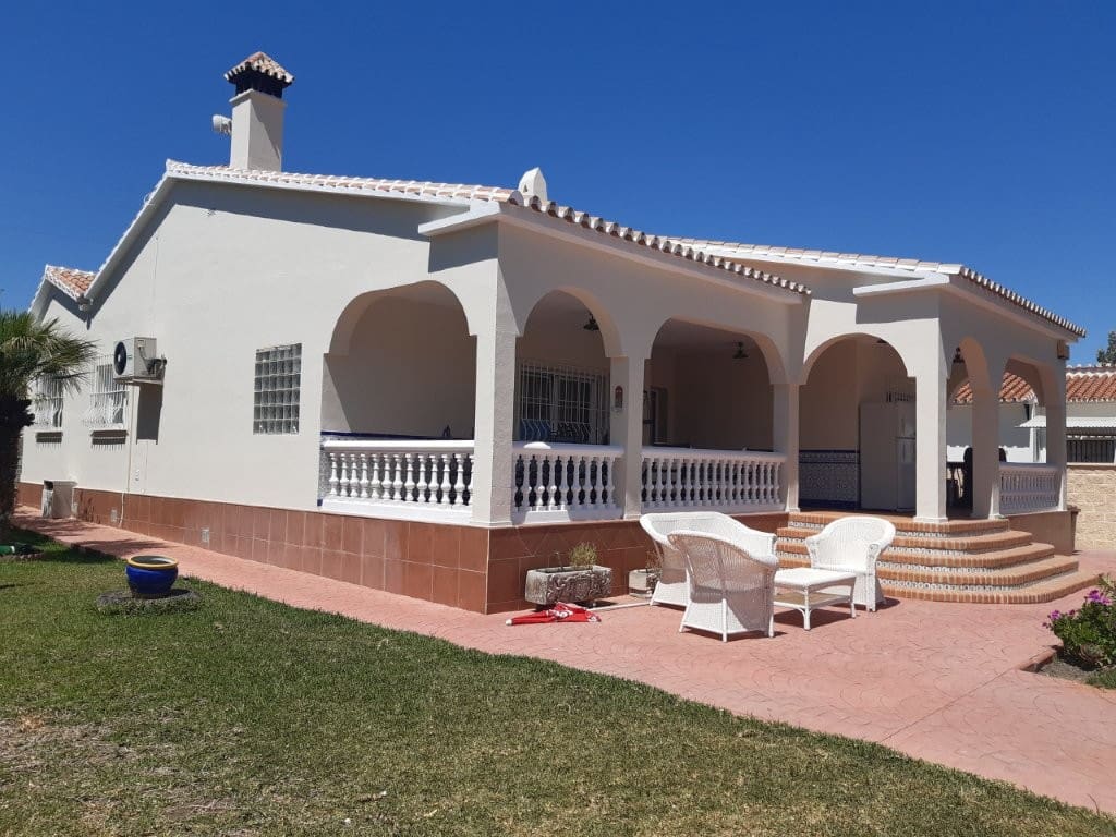 4 makuuhuone Huvila myytävänä paikassa Valle Niza mukana uima-altaan - 899 000 € (Ref: 9479531)