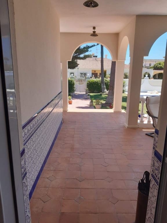 4 makuuhuone Huvila myytävänä paikassa Valle Niza mukana uima-altaan - 899 000 € (Ref: 9479531)