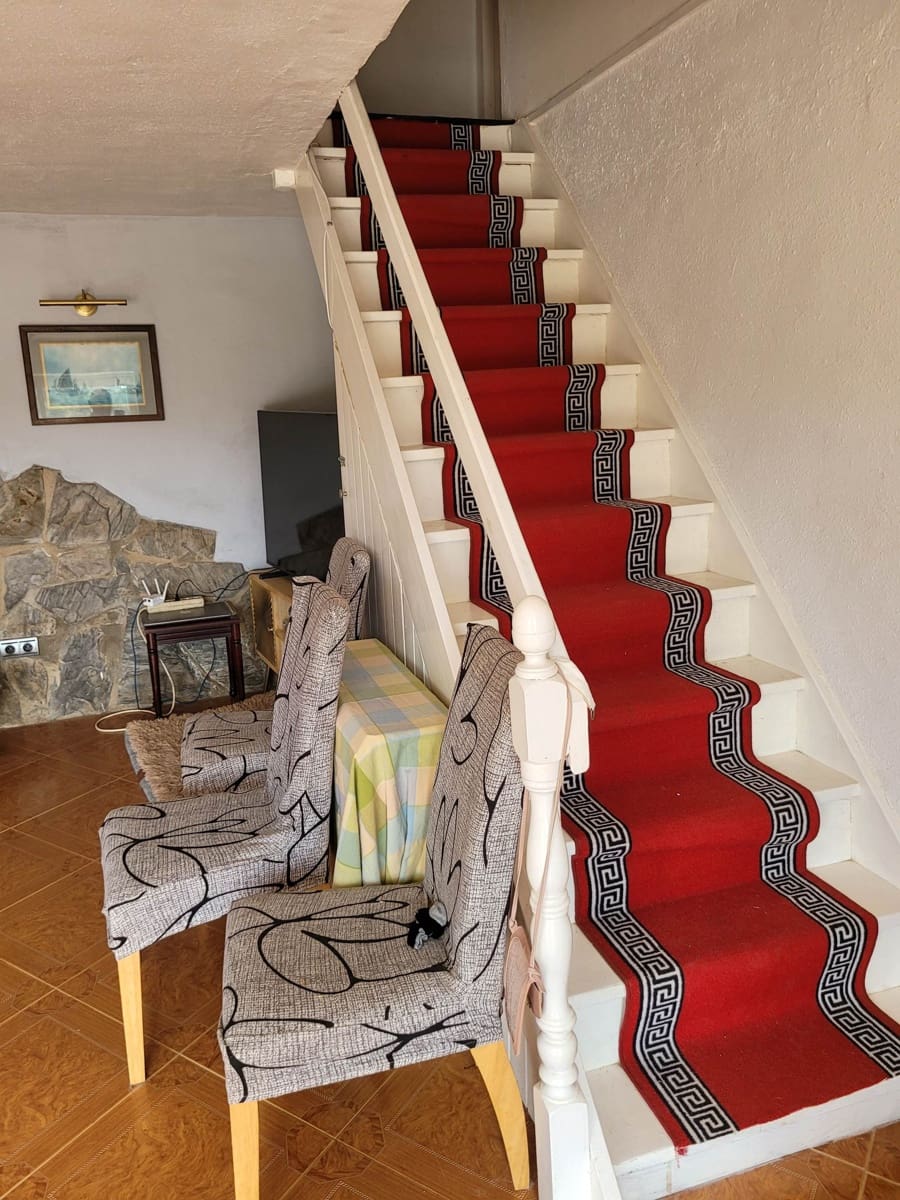 Finca/Casa Rural de 4 habitaciones en Riba-roja d'Ebre en venta con piscina - 250.000 € (Ref: 9479536)