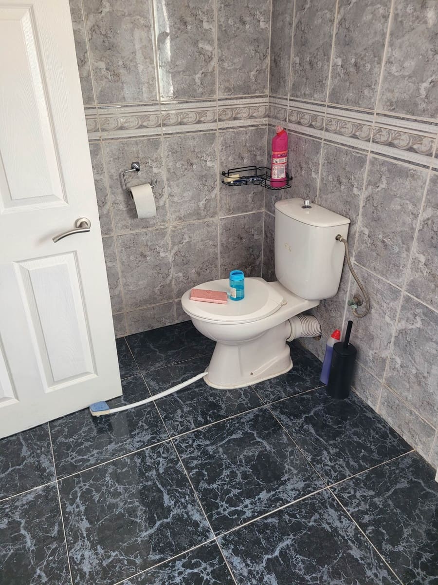 Finca/Casa Rural de 4 habitaciones en Riba-roja d'Ebre en venta con piscina - 250.000 € (Ref: 9479536)