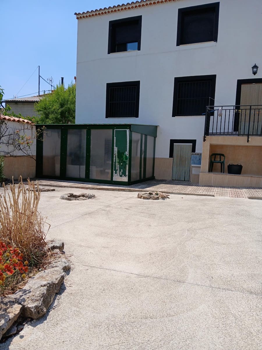 5 soveværelse Finca/Landehus til salg i Molinicos med swimmingpool - € 220.000 (Ref: 9479537)