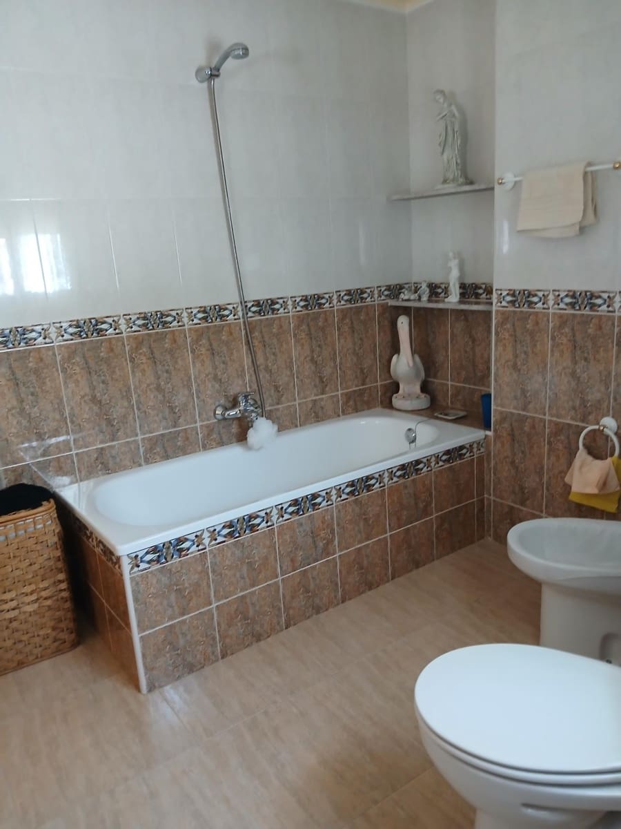 5 soveværelse Finca/Landehus til salg i Molinicos med swimmingpool - € 220.000 (Ref: 9479537)