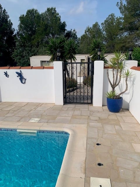 5 soveværelse Finca/Landehus til salg i El Perello med swimmingpool - € 550.000 (Ref: 9479541)