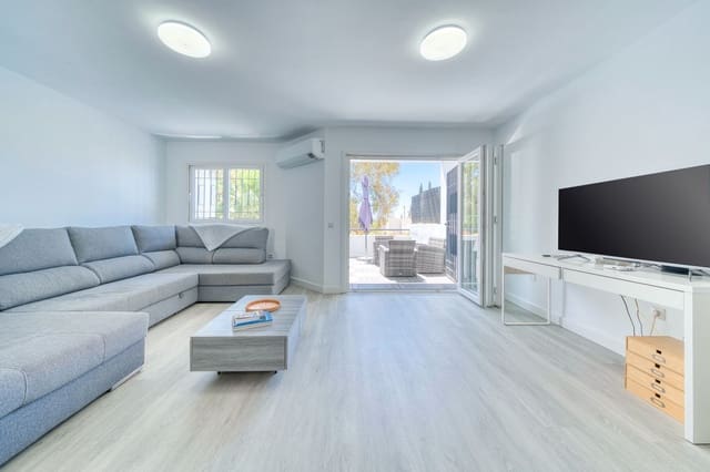 3 bedroom Townhouse for sale in Nueva Andalucia, Marbella with pool - € 417,500 (Ref: 9479543)