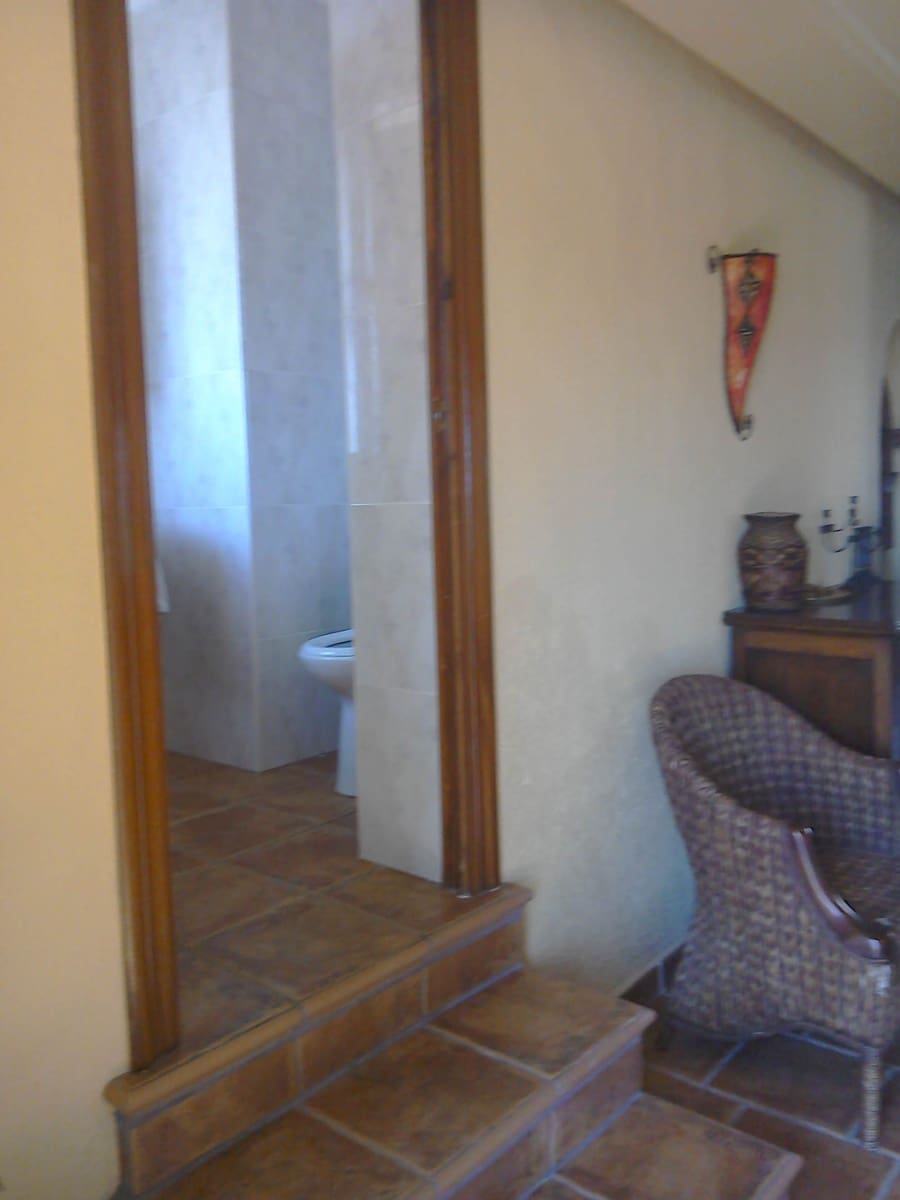 5 bedroom Villa for sale in Isla Plana with pool - € 553,000 (Ref: 9479544)