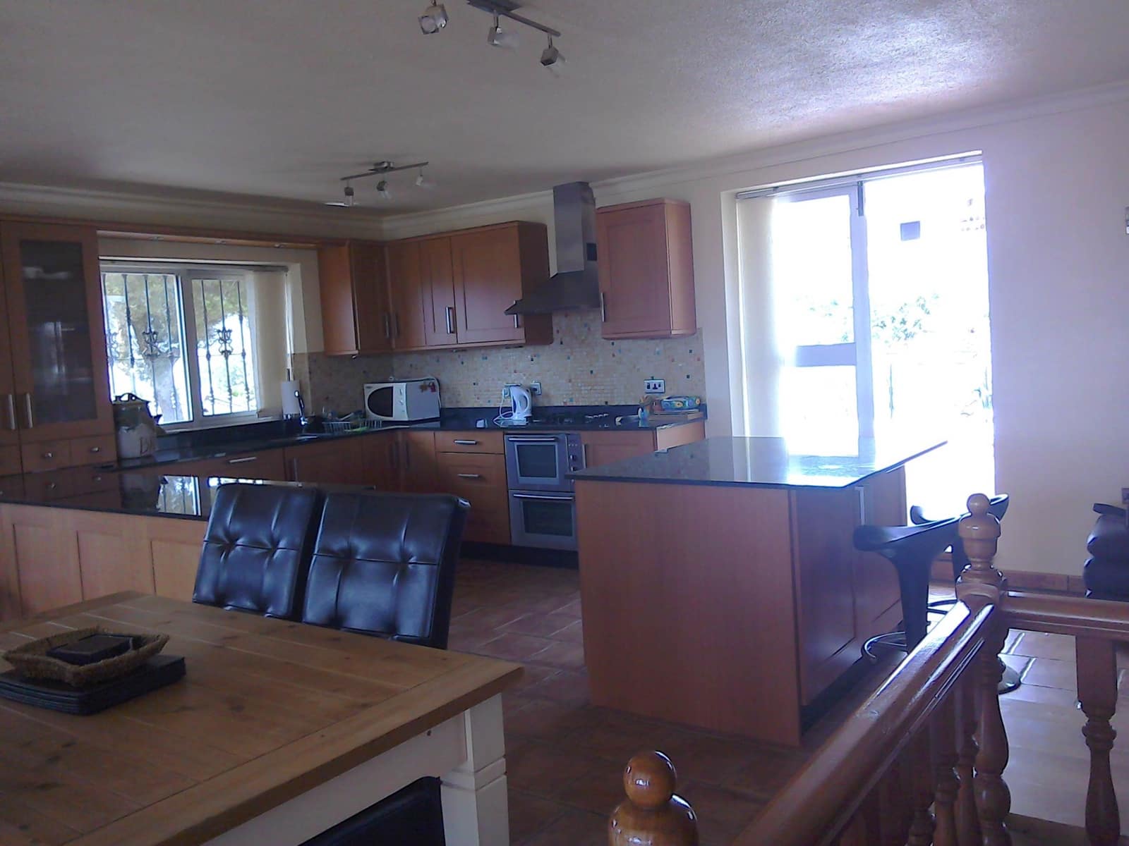 5 bedroom Villa for sale in Isla Plana with pool - € 553,000 (Ref: 9479544)