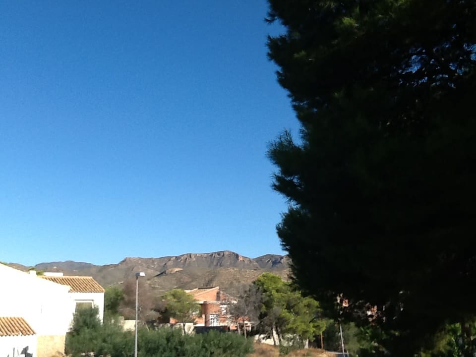 5 bedroom Villa for sale in Isla Plana with pool - € 553,000 (Ref: 9479544)