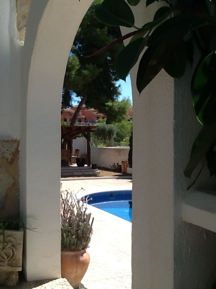 5 bedroom Villa for sale in Isla Plana with pool - € 553,000 (Ref: 9479544)