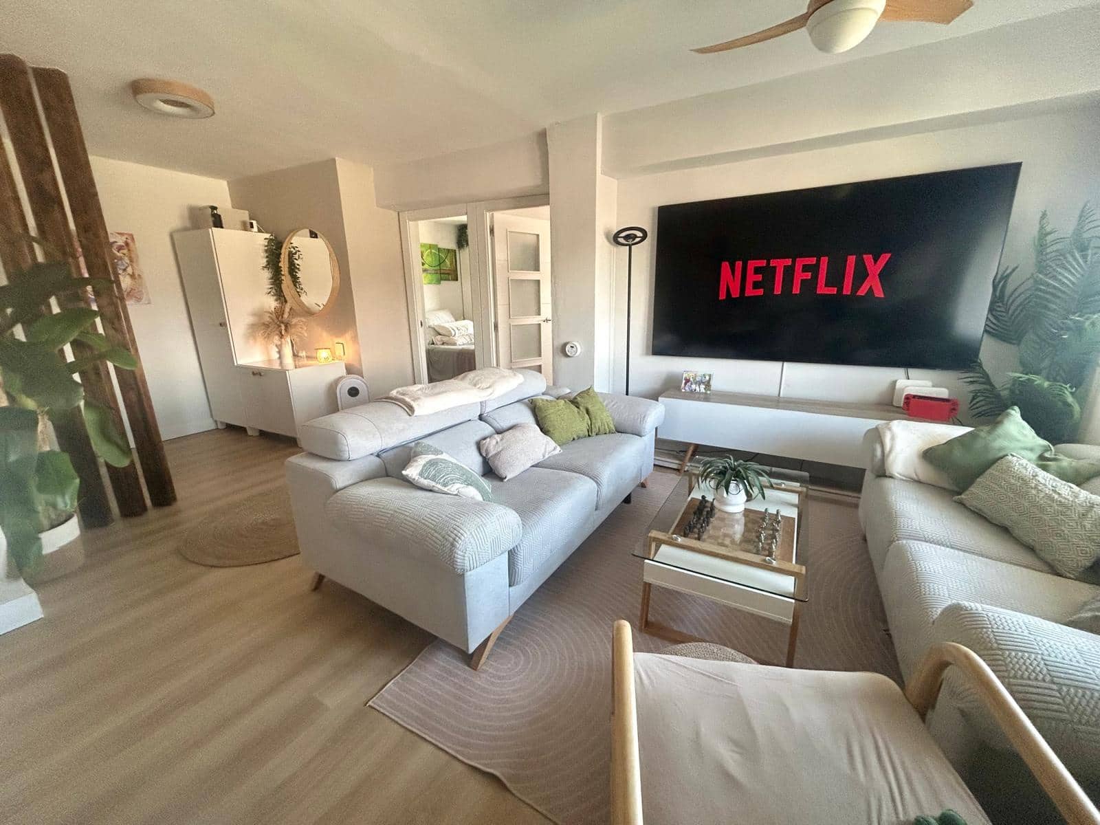 2 bedroom Apartment for sale in El Campello with pool - € 369,000 (Ref: 9479546)