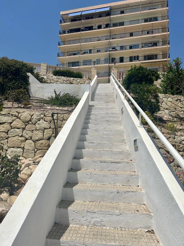 2 bedroom Apartment for sale in El Campello with pool - € 369,000 (Ref: 9479546)