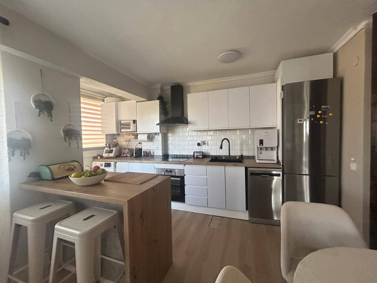 2 bedroom Apartment for sale in El Campello with pool - € 369,000 (Ref: 9479546)