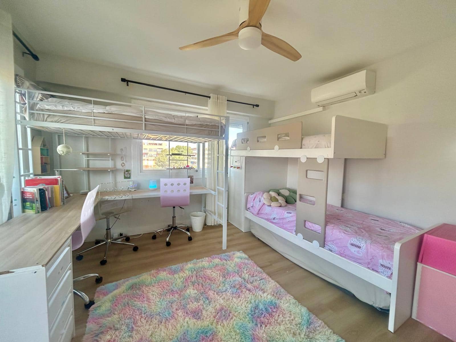 2 bedroom Apartment for sale in El Campello with pool - € 369,000 (Ref: 9479546)