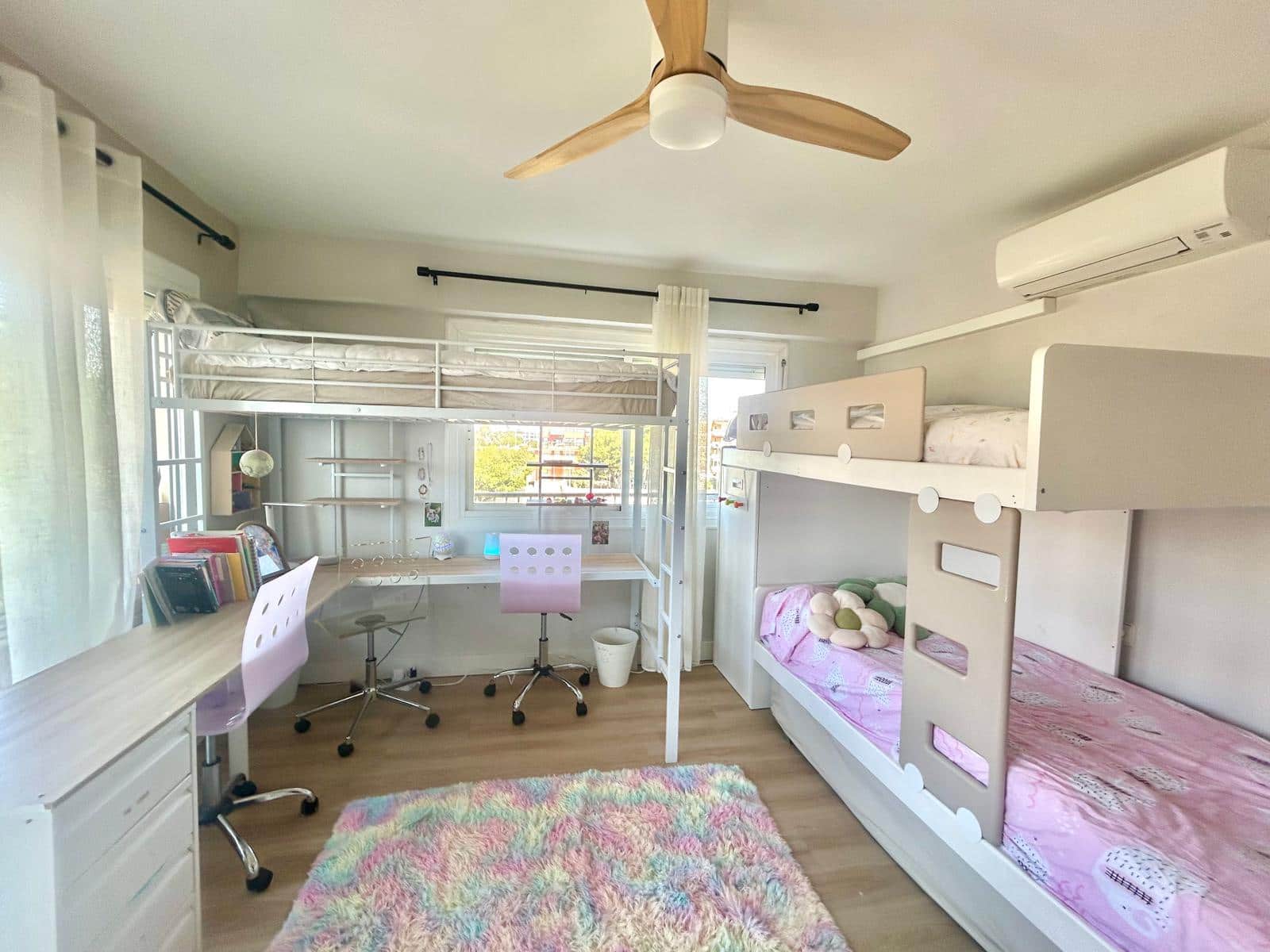 2 bedroom Apartment for sale in El Campello with pool - € 369,000 (Ref: 9479546)