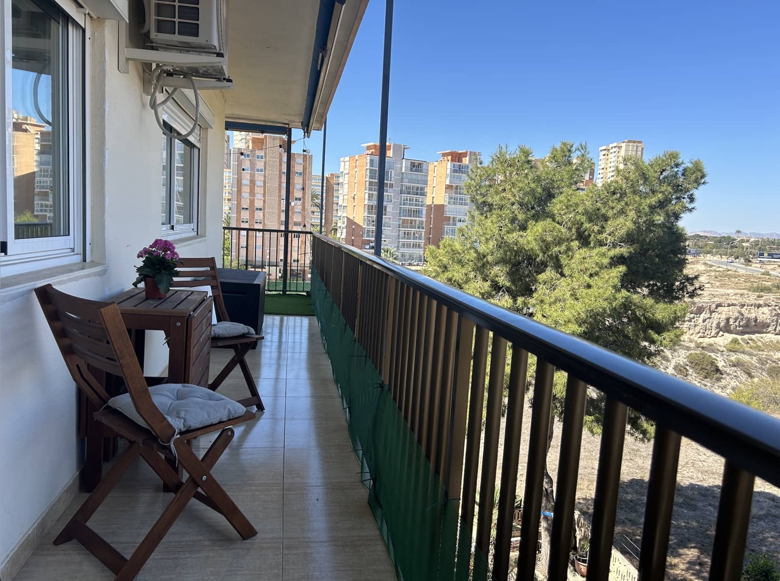 2 bedroom Apartment for sale in El Campello with pool - € 369,000 (Ref: 9479546)