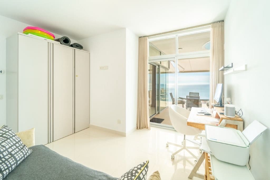 3 sovrum Takvåning till salu i Fuengirola med pool - 985 000 € (Ref: 9479548)