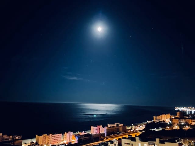 3 sovrum Takvåning till salu i Fuengirola med pool - 985 000 € (Ref: 9479548)